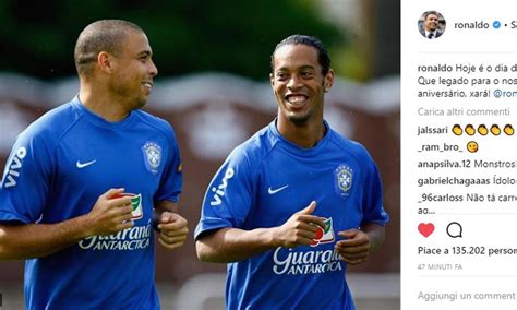 Ex Milan Ronaldo Fa Gli Auguri A Ronaldinho Oggi Il Giorno Dell