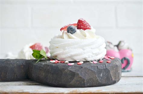 Meringue Cookies With Cream And Fruit Topping Ginger Casa