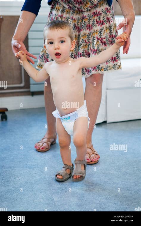 Disposable nappies hi-res stock photography and images - Alamy