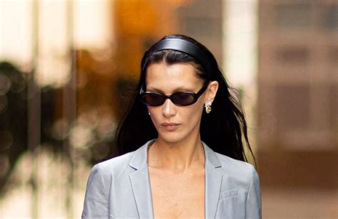 En Corset Et Taille Basse Bella Hadid Adopte Les Deux Tendances Du Moment