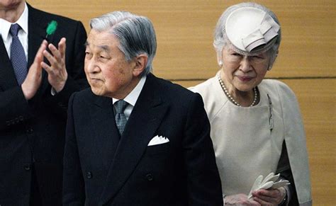 What Powers Does The Japanese Emperor Have