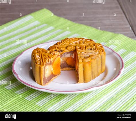 Mid Autumn Moon Cake Festival Stock Photo Alamy