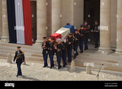 The coffin of Simone Veil attending a tribute ceremony for French ...