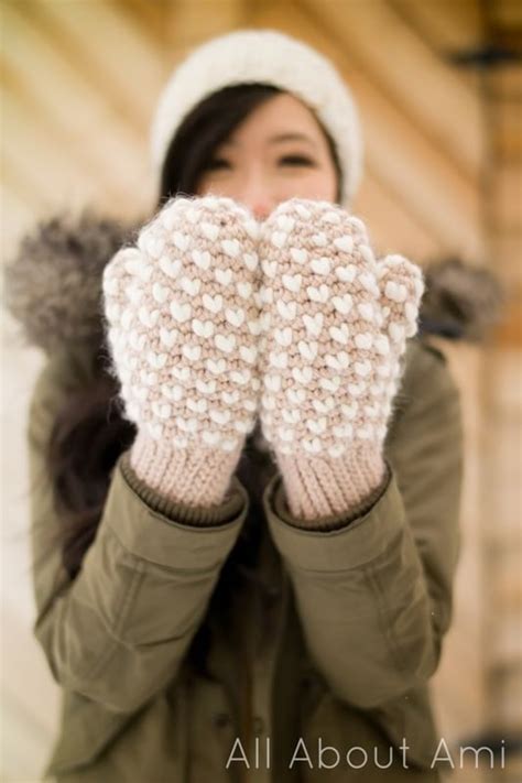 Pattern: Bulky Crochet Thrummed Mittens - All About Ami