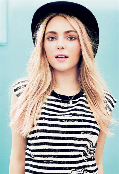 Mujer Actriz Annasophia Robb Rubia De Retrato Sombrero Negro