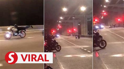 Footage Of Mat Rempit Hitting Car In Penang Goes Viral YouTube