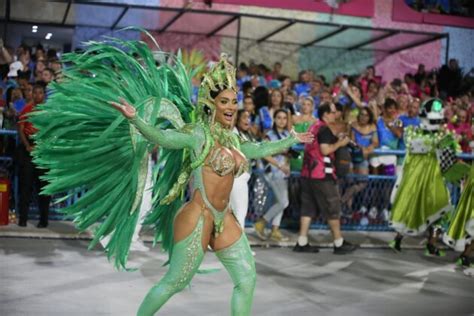 Fotos Desfile Da Mocidade Independente No Carnaval Carnavalesco