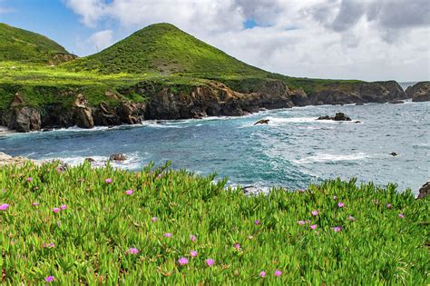 Big Sur Coast Where The Mountains Meet The Sea Photograph By Gloria