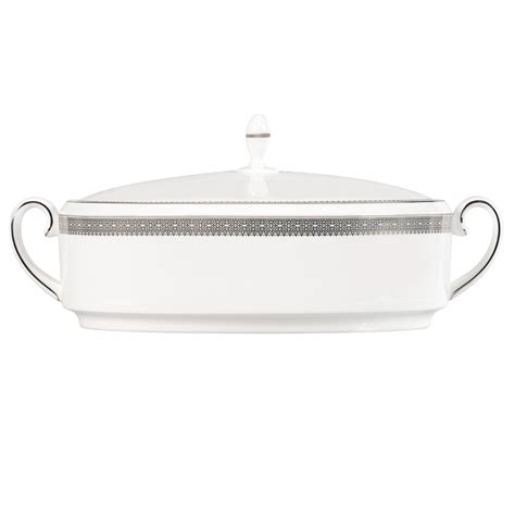 Vera Wang Wedgwood Vera Lace Covered Vegetable Dish