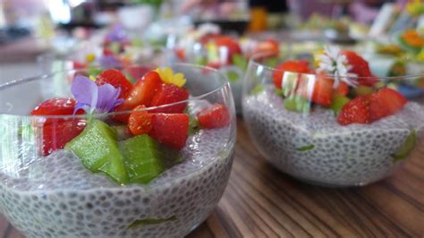 Verrine De Fraises Et De Kiwis Aux Graines De Chia Croc La Vie