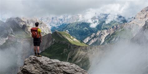 The Ultimate Hiking Essentials Checklist - Modded