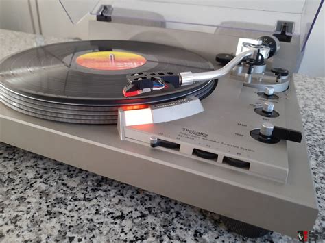 Technics Sl Full Auto Direct Drive Turntable Photo