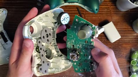 How To Take Apart An Xbox 360 Controller YouTube