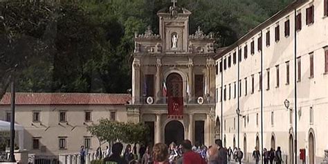 Paola Il Sottosegretario Bianchi Inaugura La Borsa Del Turismo Religioso