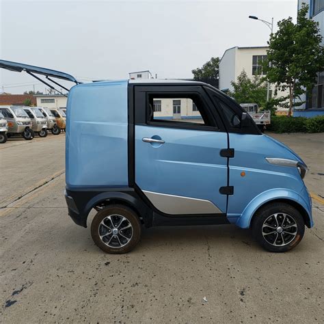 EEC Approval 4 Wheeler Closed Cabin Electric Transportation Cargo Van 3