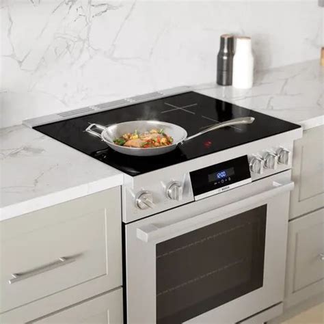 Bosch 800 Series 30" Stainless Steel Freestanding Induction Range | Judd & Black | Bellingham ...