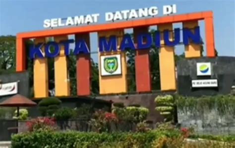 Paling Viral Ini Wisata Instagramable Di Madiun Umbul Square Hingga