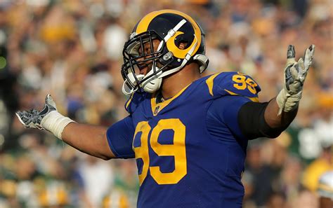 Aaron Donald Wins Nfl Defensive Player Of The Year Award Again Leads