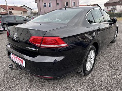 VW Passat 2 0 TDI BMT NAVI PDC 86tkm SERVISNA NEMA PRIJENOSA KAO NOV