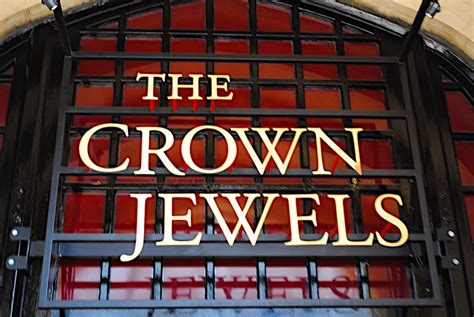 Crown Jewels at the Tower of London - Married with Wanderlust