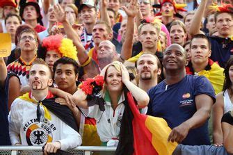 Fußball EM 2024 Public Viewing Angst vor Anschlägen Mehrheit der