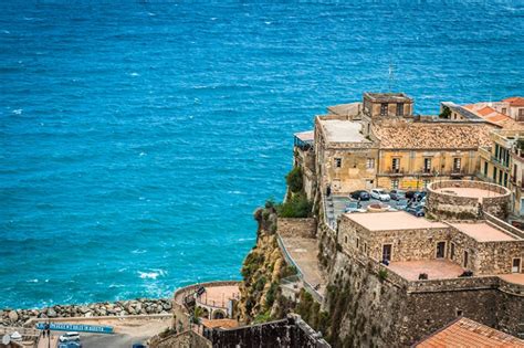 Kalabrien Italiens Sonnige Stiefelspitze Am Mittelmeer