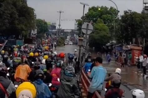 Ada Janji Ridwan Kamil Yang Belum Terwujud Di Balik Banjir Melong Cimahi