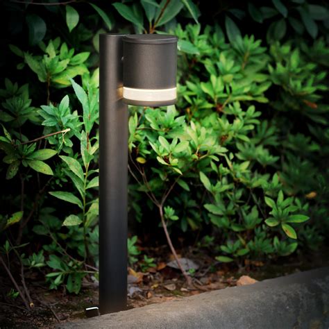 inowel Solar Outdoor Light Solar Pathway Light Wireless LED Tall Street