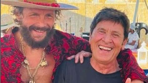 Gianni Morandi Il Disco Evviva Nato Grazie Jovanotti Il Tour