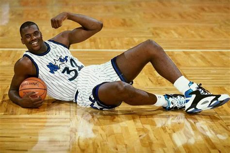 Shaquille O Neal Gets His Jersey Retired By The Orlando Magic Nba Blast