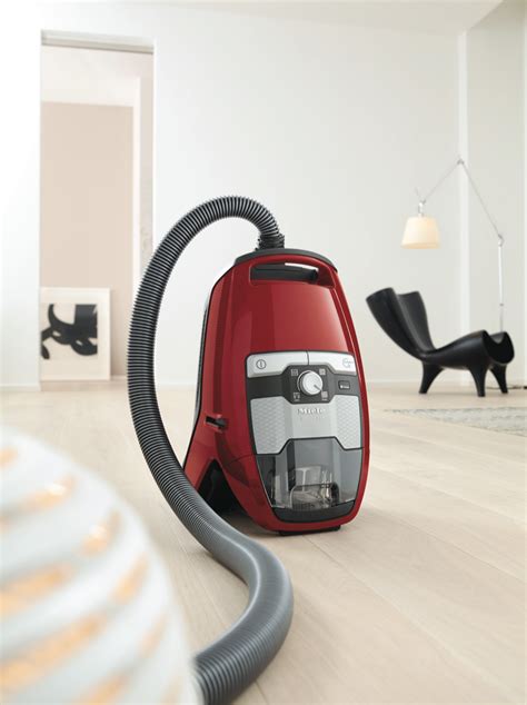 Miele 10502220 Blizzard CX1 Cat & Dog Bagless Vacuum at The Good Guys