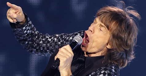 frontmen  rock list  top lead singers