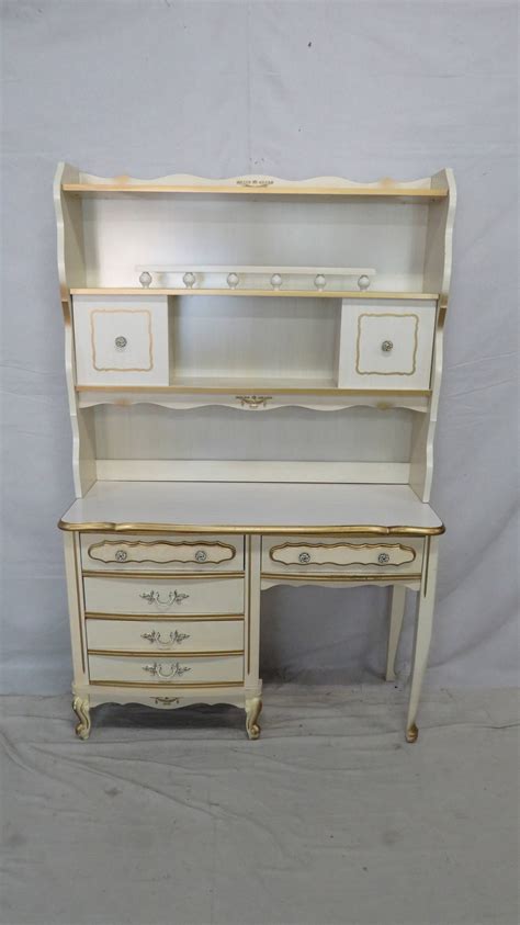 French Provincial Desk With Hutch Auction