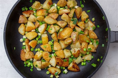 Easy Fried Potatoes And Onions 20 Minutes Two Kooks In The Kitchen