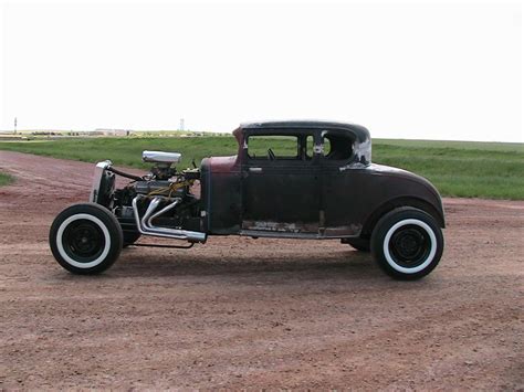 Roddin Bakk 1931 Chevy 5 Window Coupe