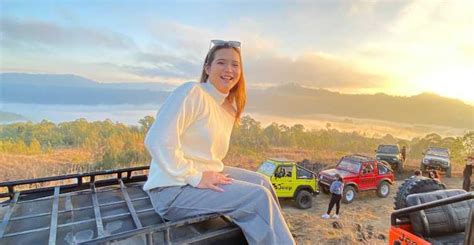 Jeep Sonnenaufgang Berg Batur Schwarze Lava GetYourGuide