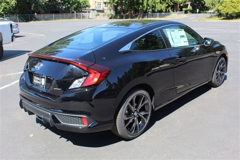 New 2019 Honda Civic Coupe Sport 2dr Car In Kirkland 193016 Honda Of