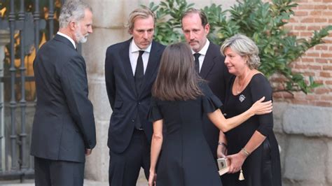 La Familia Real asiste da el último adiós a Juan Gómez Acebo