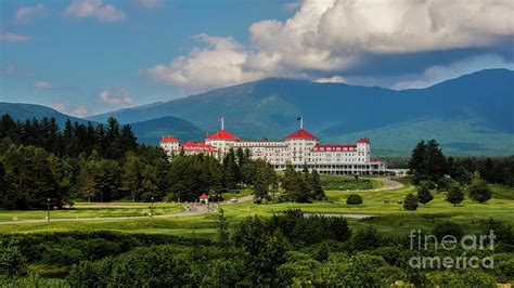 The Mt. Washington Hotel Photograph by New England Photography - Fine ...