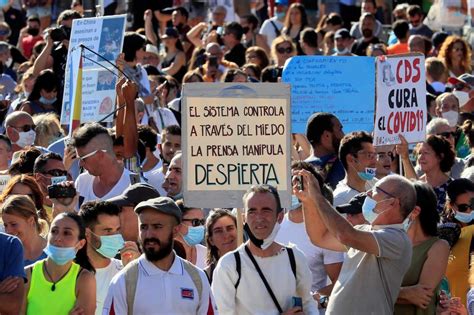 VÍdeo Sin Distancia Y Sin Mascarilla Cientos De Personas Se