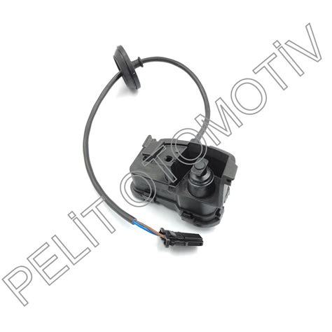 Jetta Depo Kapak Kilit Motoru 5C6810773H 5C6810773K 1 191 67 TL KDV