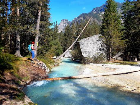 Gef Hrte Wanderung Smaragdgr N Wasser Quell Des Lebens Ehrenburg