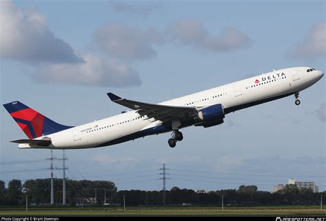 N804NW Delta Air Lines Airbus A330 323 Photo By Bram Steeman ID