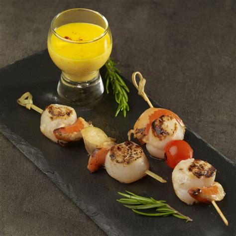 Brochettes De Saint Jacques Sauce Hollandaise Marie Claire