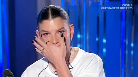 Emma Marrone commozione a Sanremo 2024 Dopo che è morto mio papà