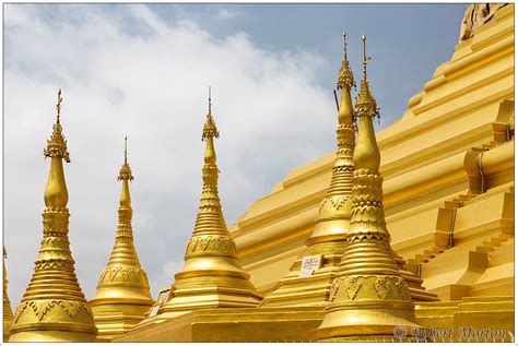 Golden Pagoda | photodyssey