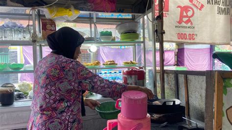 Revitalisasi Alun Alun Kota Kediri Mandek Curhat Pedagang Bikin Trenyuh