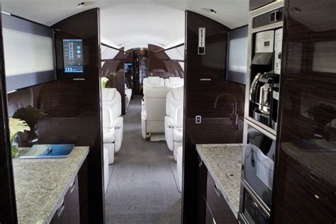 Inside The Gulfstream G650 Business Jet