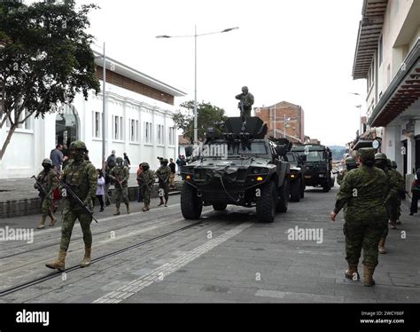 Control Y Operaciones Hi Res Stock Photography And Images Alamy