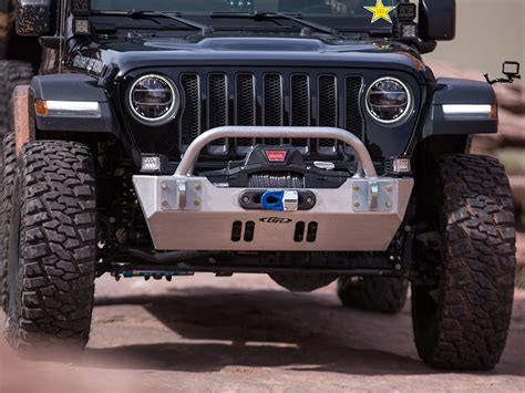 JL Low Profile Winch Guard Front Bumper - Aluminum | GenRight Jeep Parts